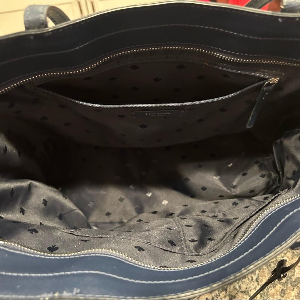 Kate Spade tote - Picture 4 of 10